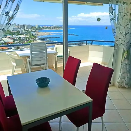 Sunny 3bed In The With The Ocean View On The 1st Coastline شقة